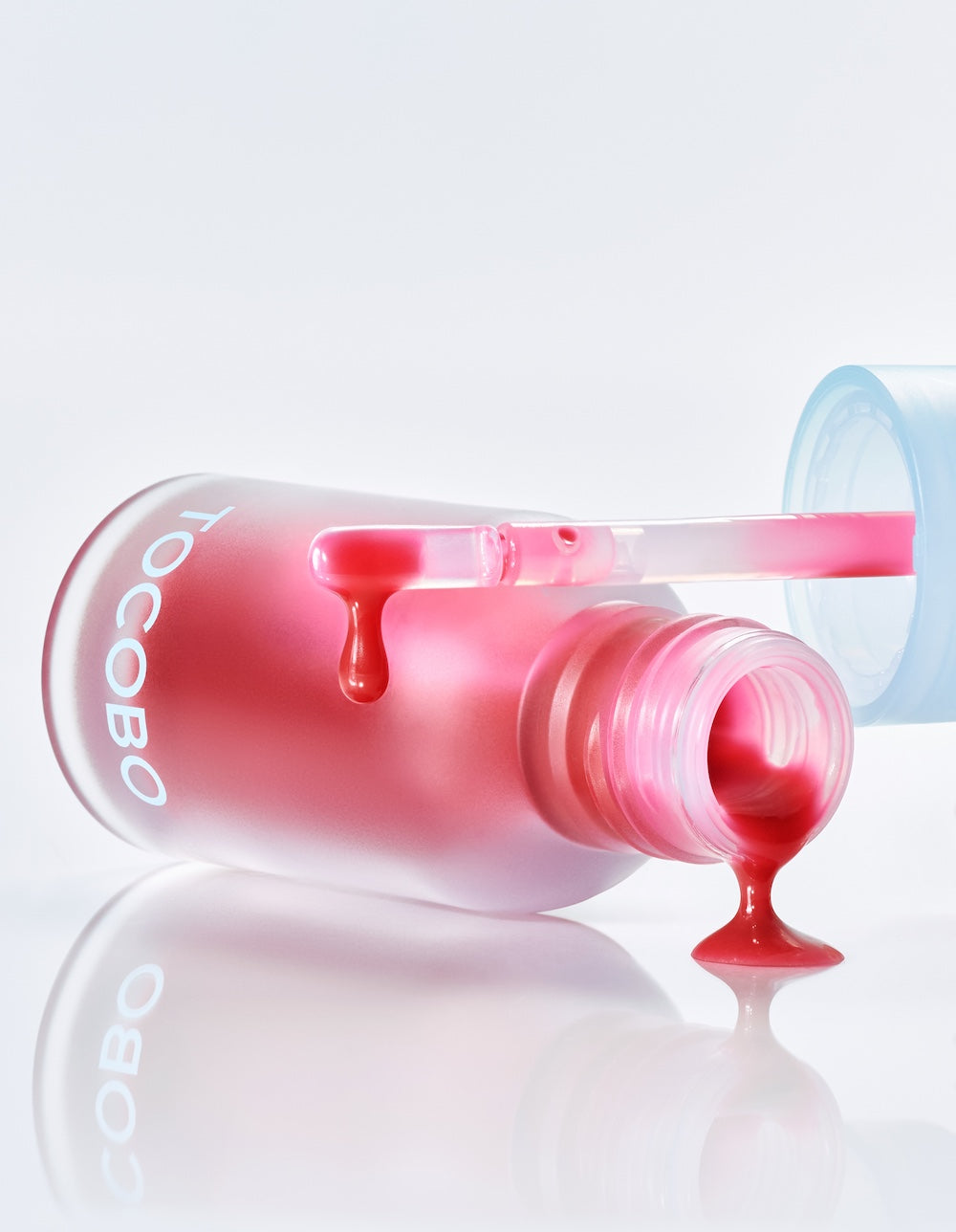 TOCOBO Juicy Berry Plumping Lip Oil 00 GLAM MAX Frozen Berry 4g - official product image 11