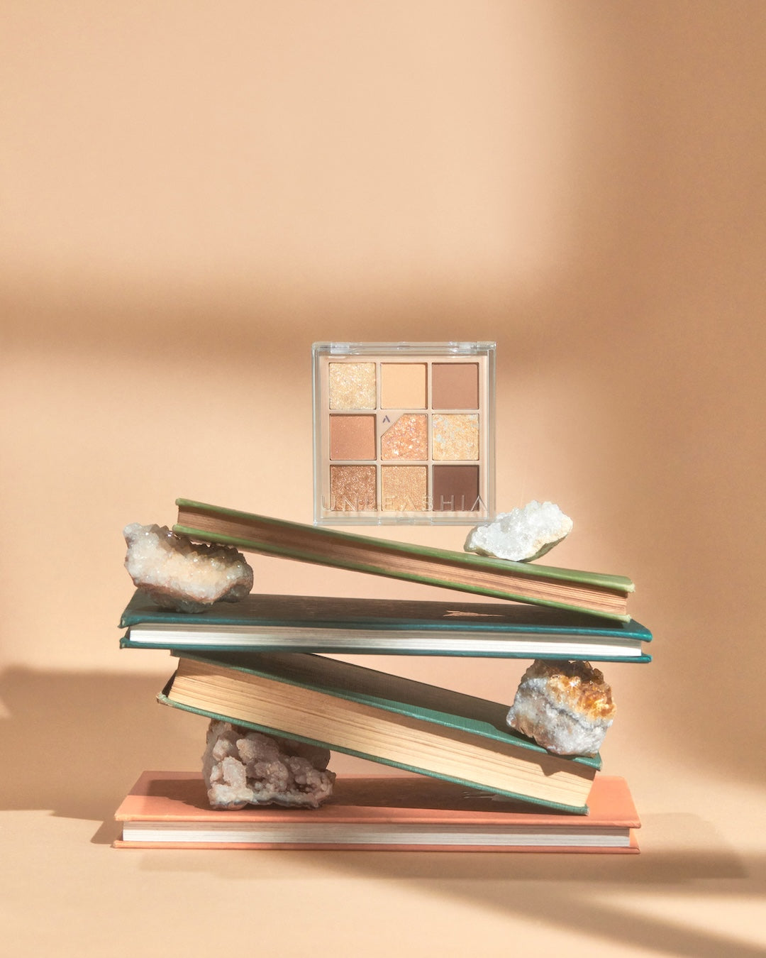 UNLEASHIA Glitterpedia Eye Palette No.2 All of Brown 6.6g_MX - official product image 3