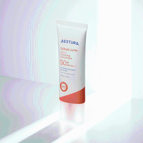 AESTURA Derma UV365 VITA-C Radiance Sunscreen SPF50+ PA++++ product