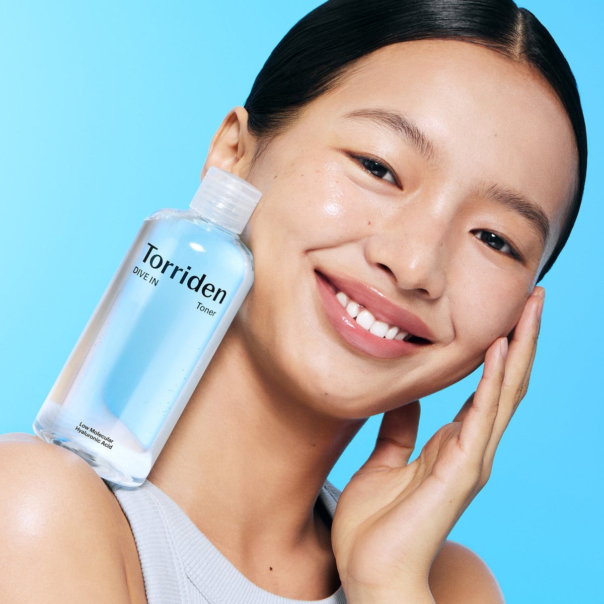 Torriden DIVE IN Low Molecular Hyaluronic Acid Toner 300ml - official product image 3