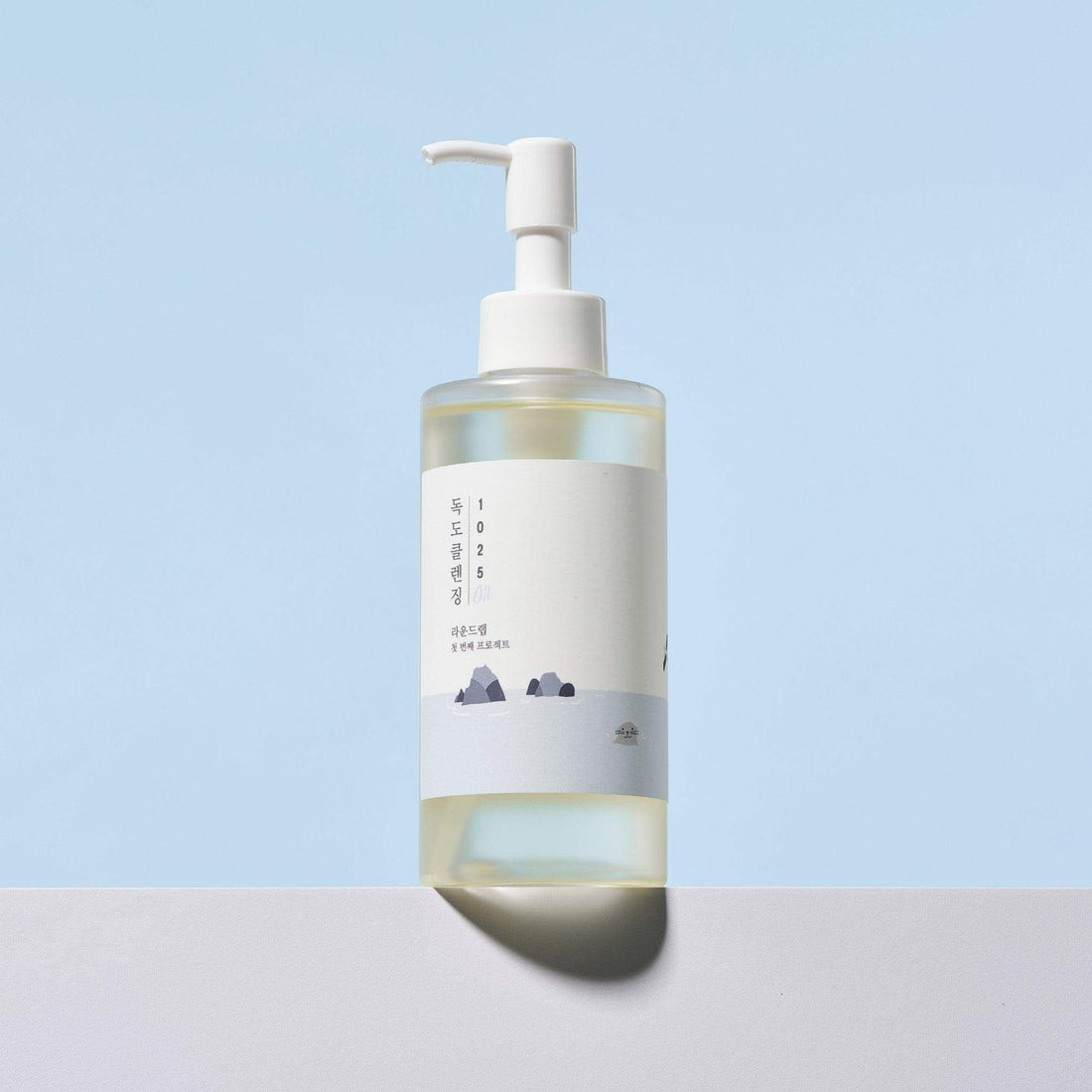Round Lab 1025 Dokdo Cleansing oil 200ml — official product image 2