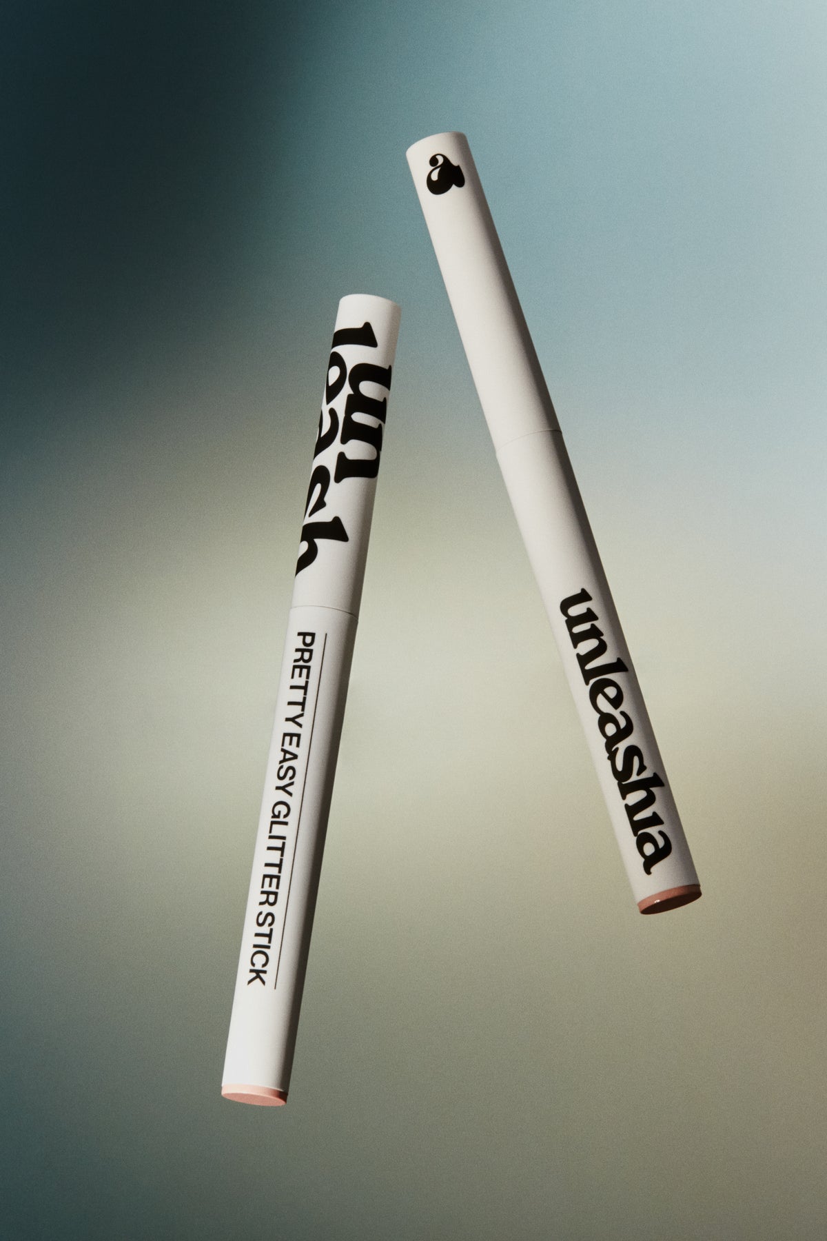 UNLEASHIA Pretty Easy Glitter Stick No.1 Thrilled 0.7g - official product image 9