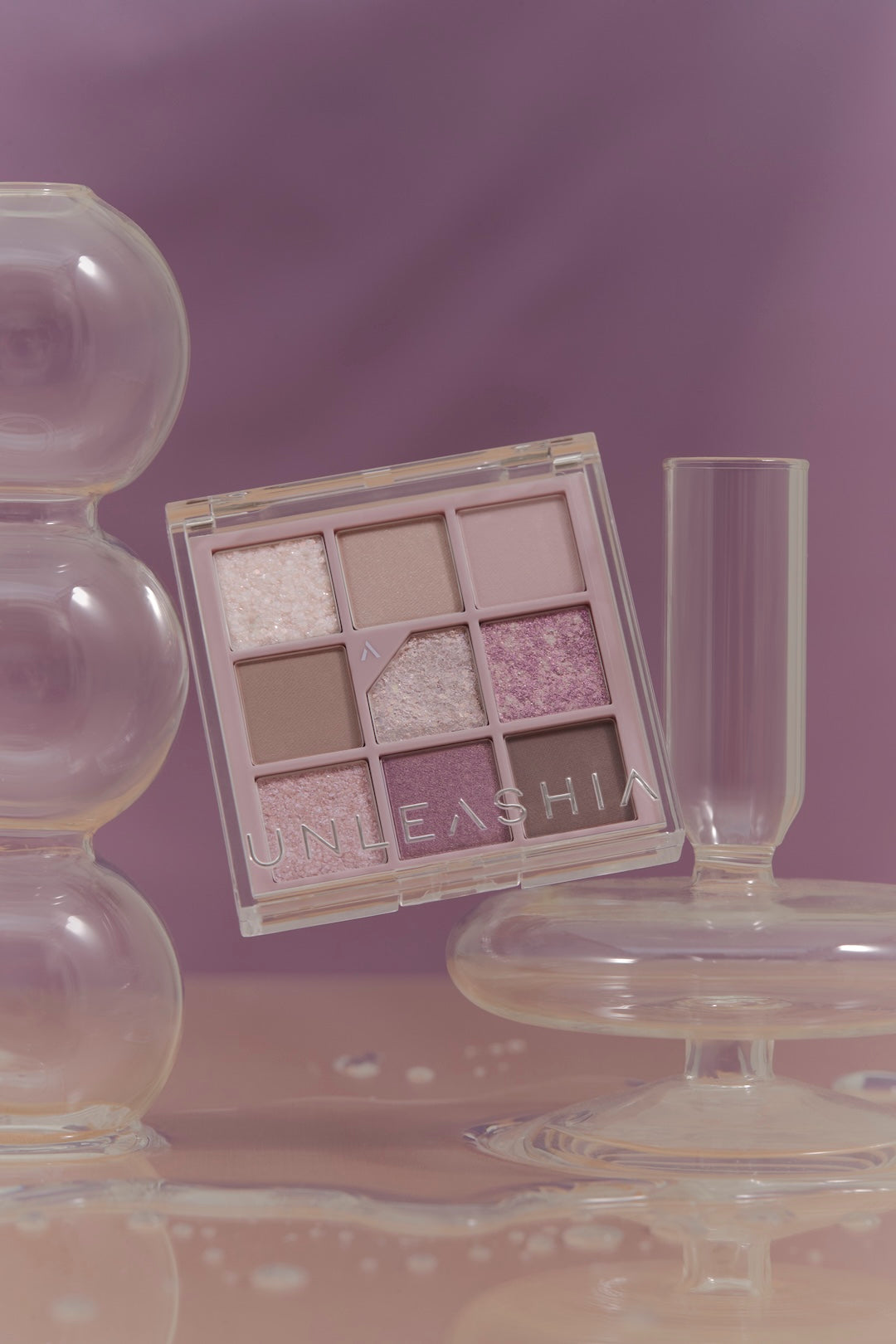 UNLEASHIA Glitterpedia Eye Palette No.4 All of Lavender Fog 7.5g - official product image 3