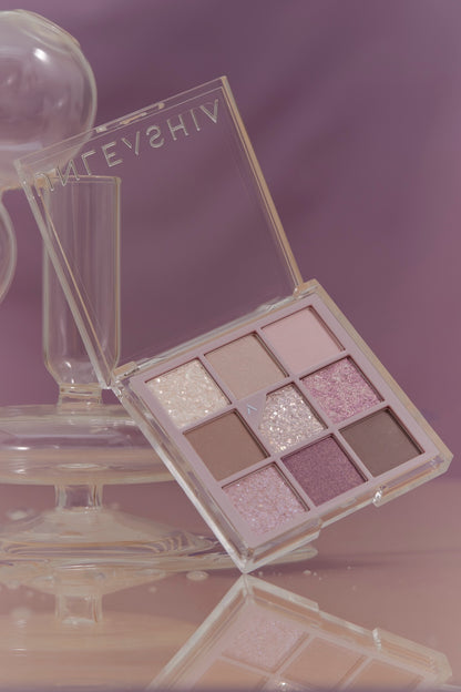 UNLEASHIA Glitterpedia Eye Palette No.4 All of Lavender Fog 7.5g - official product image 4